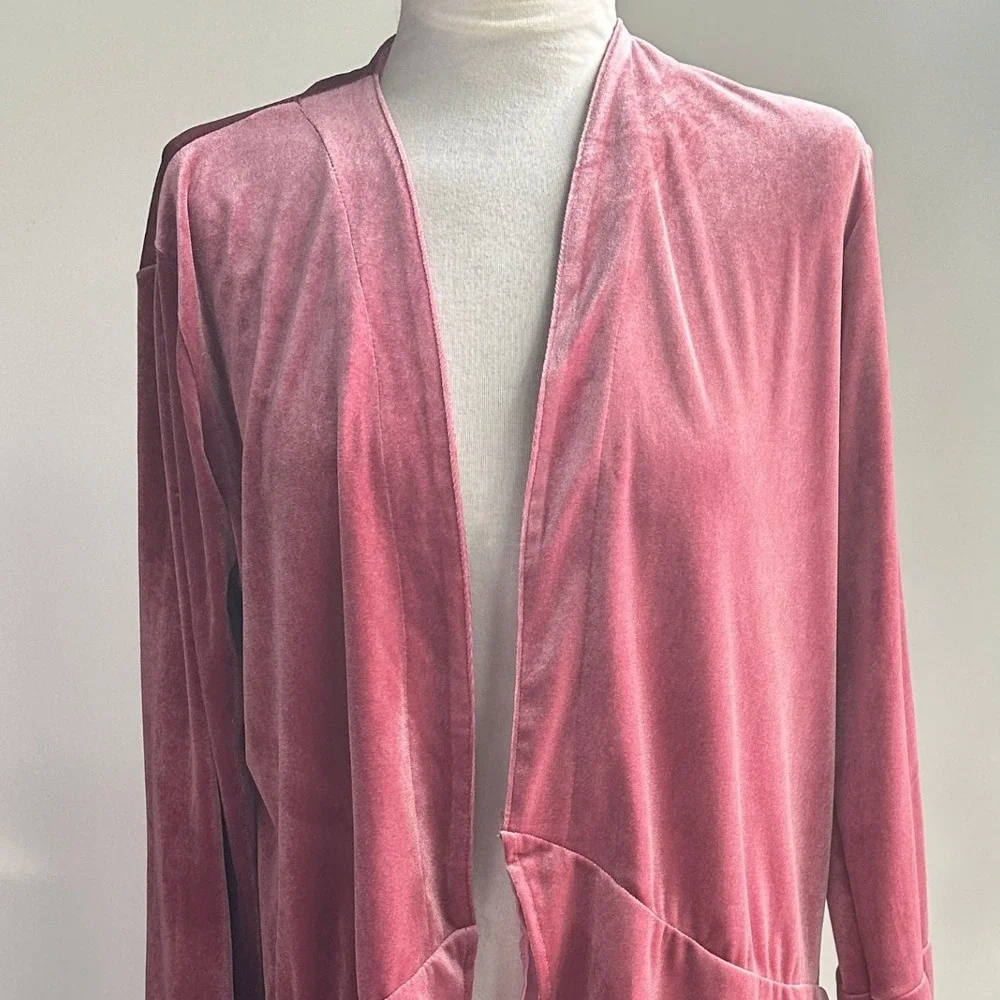 R. Vivimos Velvet Duster Cardigan Pink Open Front Waterfall Hem Chic Medium NWOT
